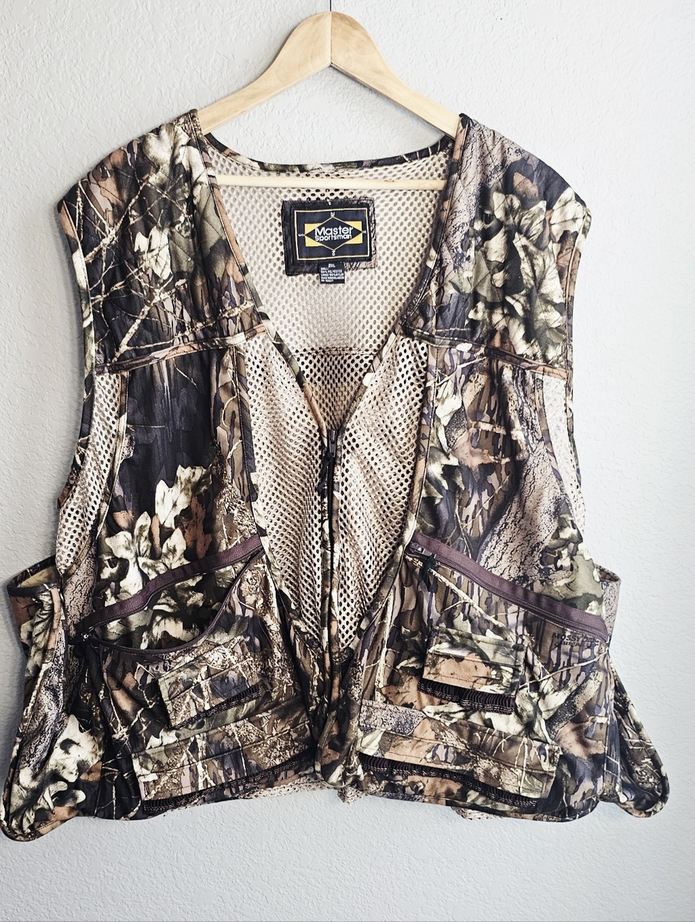 Master Sportsman Mossy Oak Camo Hunting Fishing Vest 2XL Utility Mesh